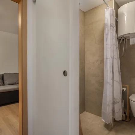 Vikys Place Apartman *