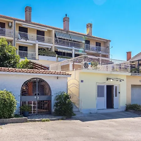 Vikys Place Apartman *