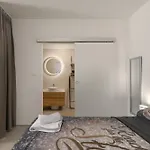 Apartament Vikys Place *